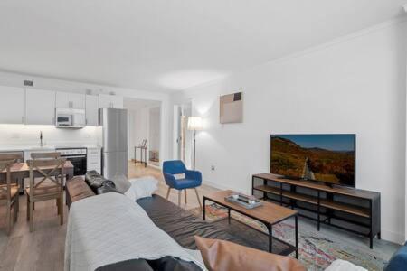 2Br 3Ba Ocean Front Condo On The Boardwalk Cozysuites Atlantic Stadt Exterior foto